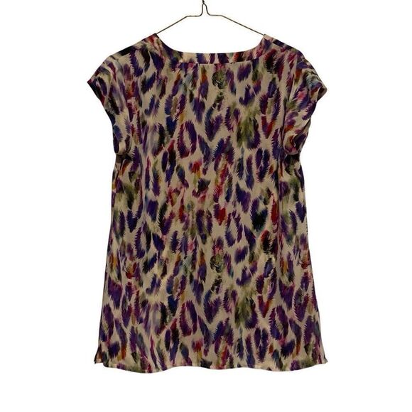 Cabi Feather Print Cap Sleeve V-Neck Blouse Top Purple Plume XS - Picture 7 of 7